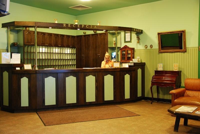 Fort Hotel Varsovie Extérieur photo